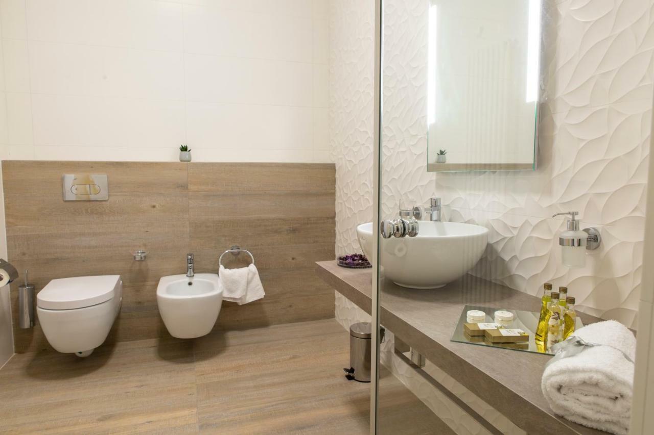 Aurum Suites Pescara Zewnętrze zdjęcie