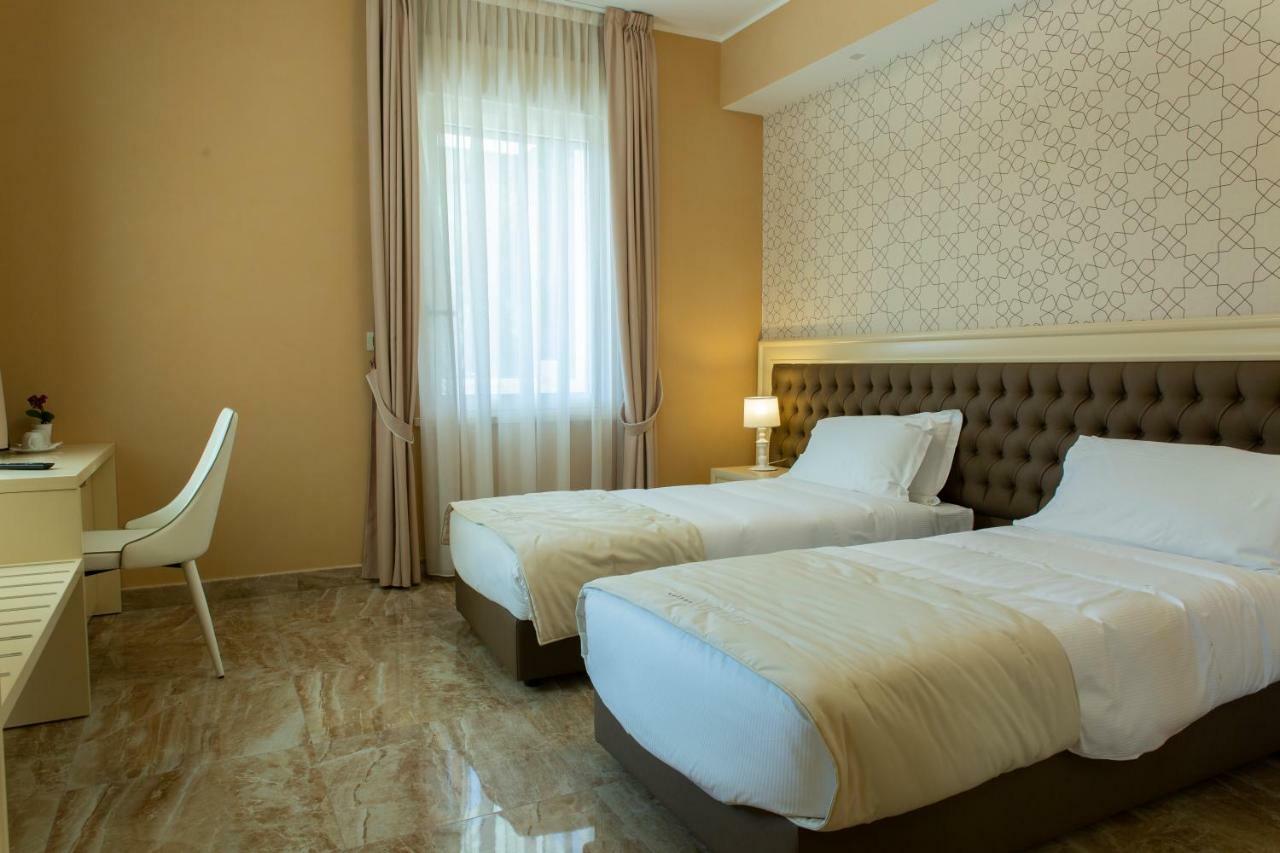 Aurum Suites Pescara Zewnętrze zdjęcie