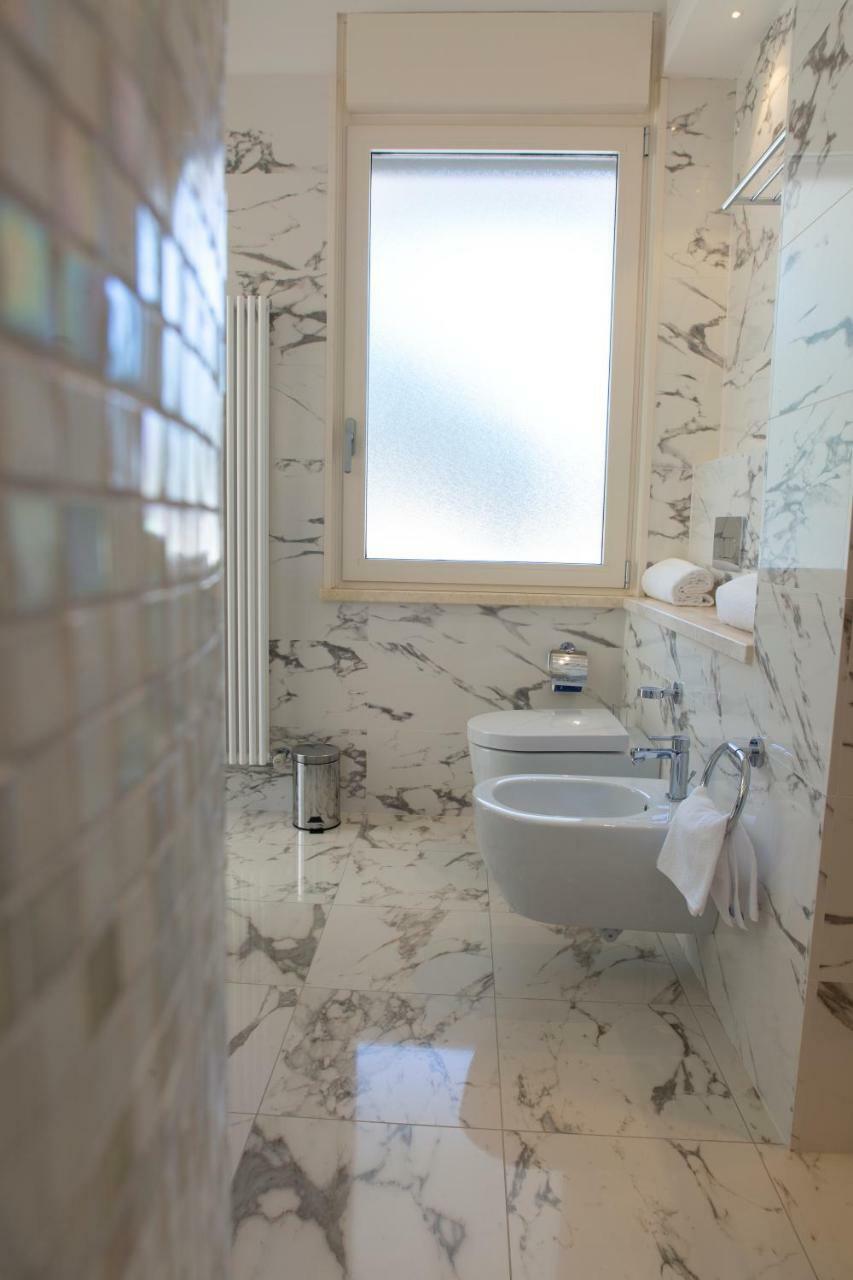 Aurum Suites Pescara Zewnętrze zdjęcie