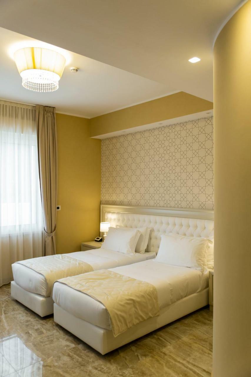Aurum Suites Pescara Zewnętrze zdjęcie