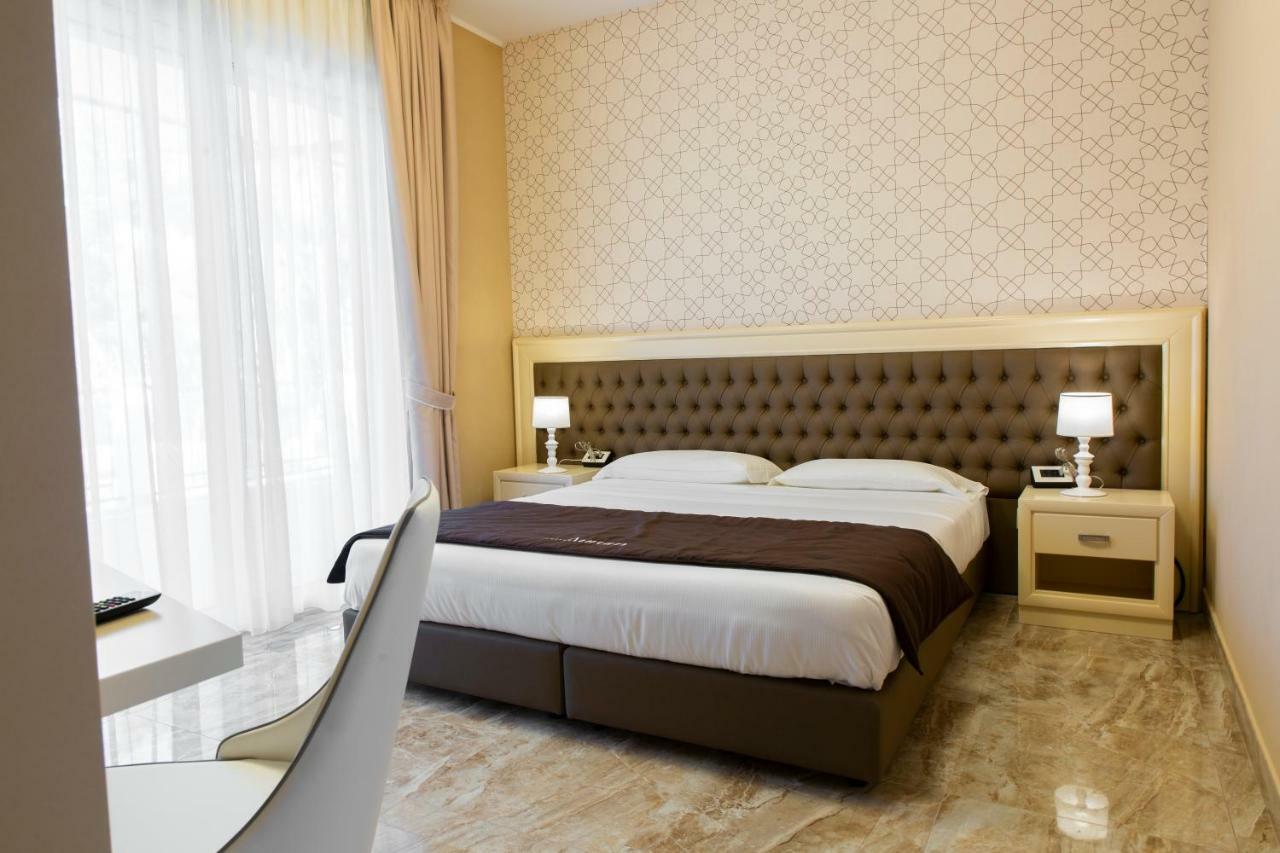 Aurum Suites Pescara Zewnętrze zdjęcie