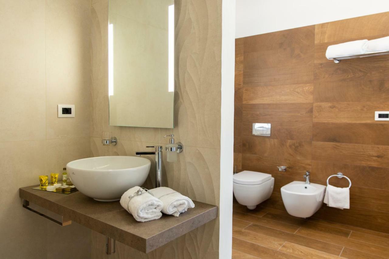 Aurum Suites Pescara Zewnętrze zdjęcie