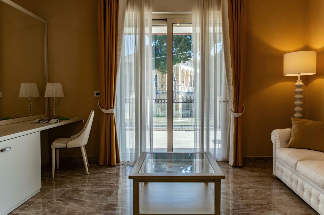 Aurum Suites Pescara Zewnętrze zdjęcie